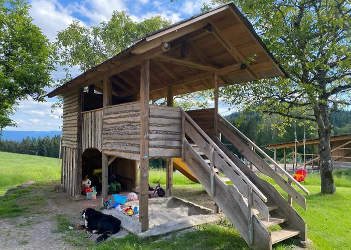 Semesterbostad äckerhof